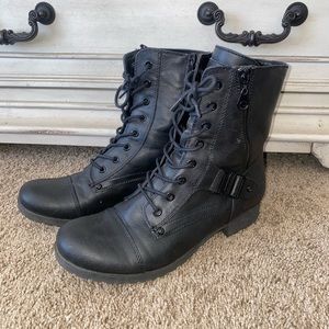 Guess combat boots 9